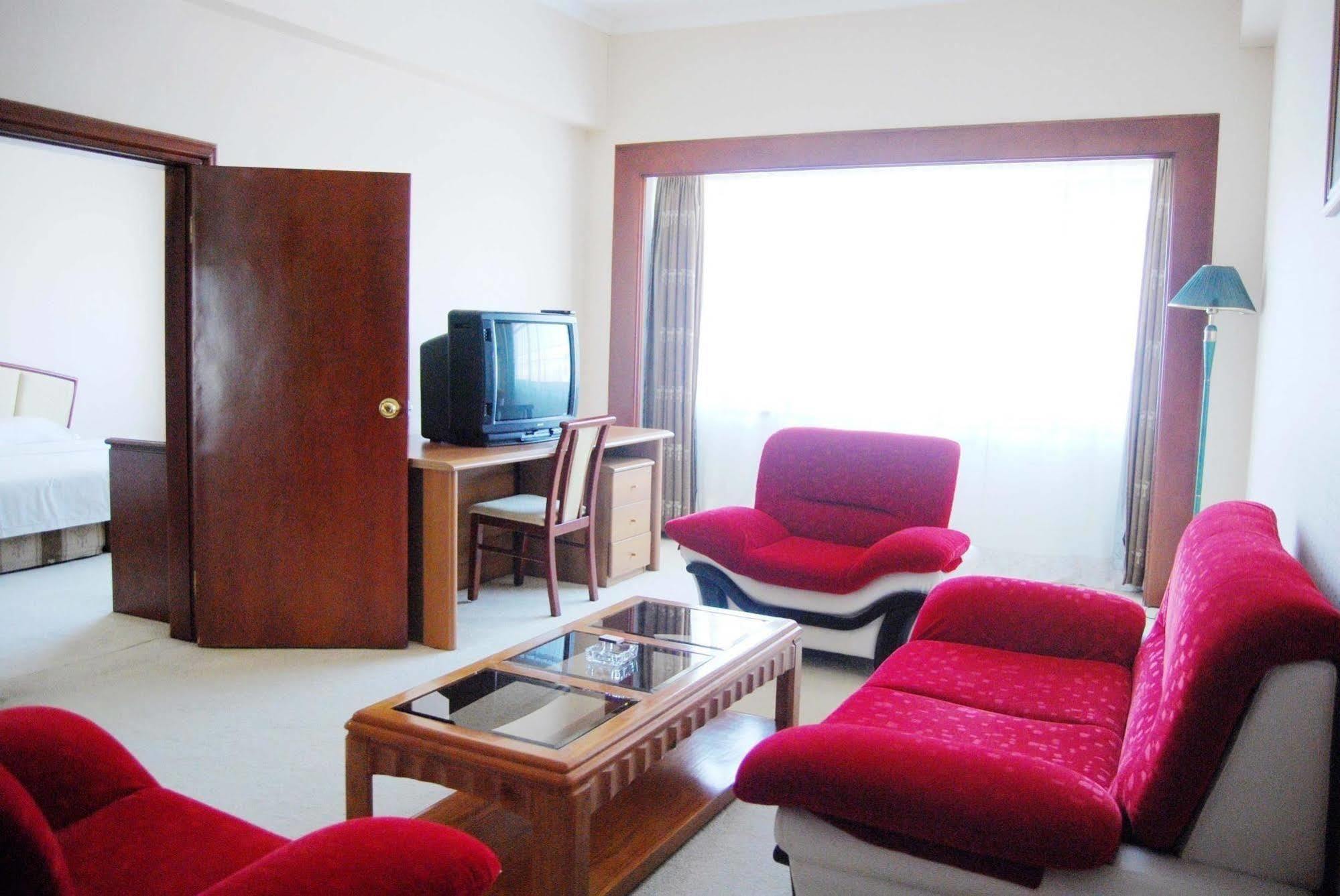 Hampton By Hilton Dalian Zhongshan Kültér fotó