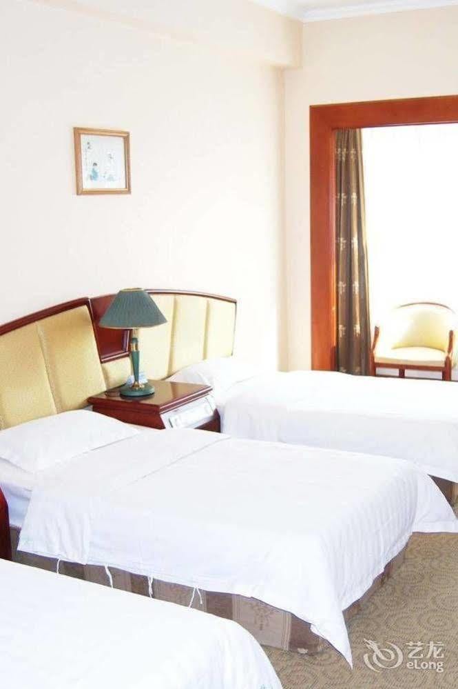 Hampton By Hilton Dalian Zhongshan Kültér fotó